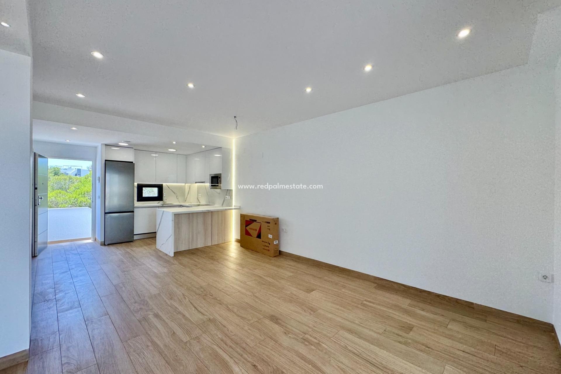 Reventa - Apartamento -
Torrevieja