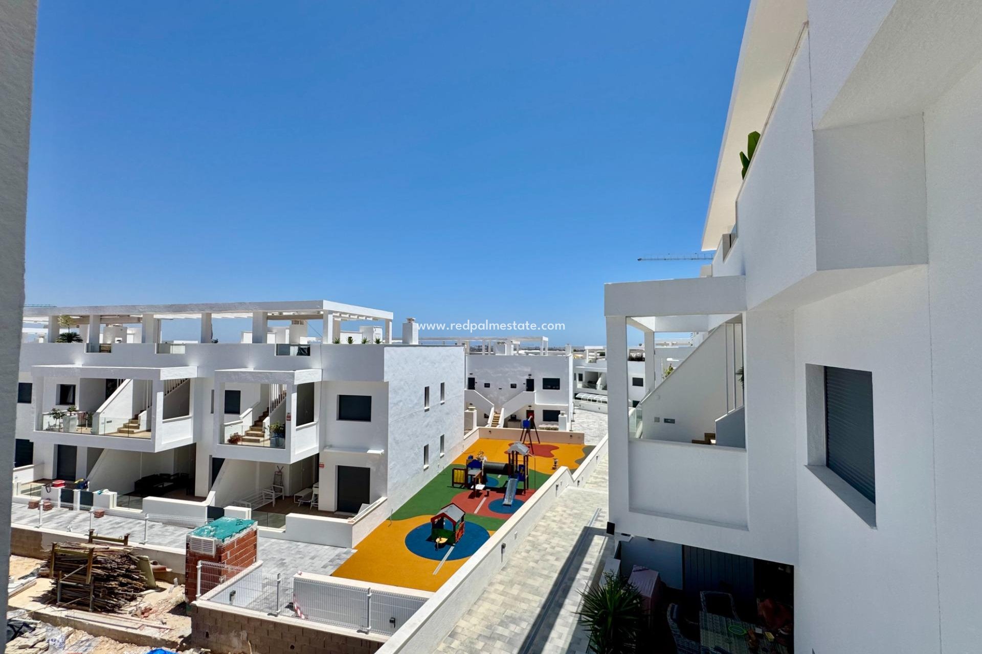 Reventa - Apartamento -
Torrevieja