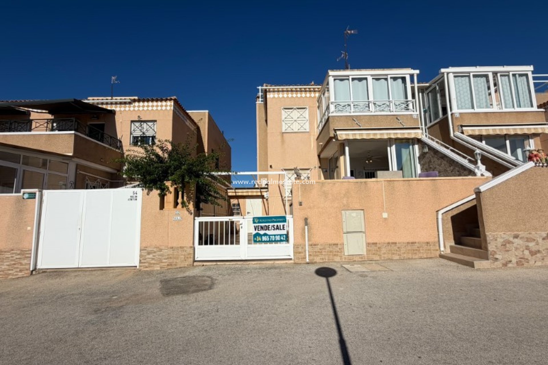 Reventa - Apartamento -
Torrevieja