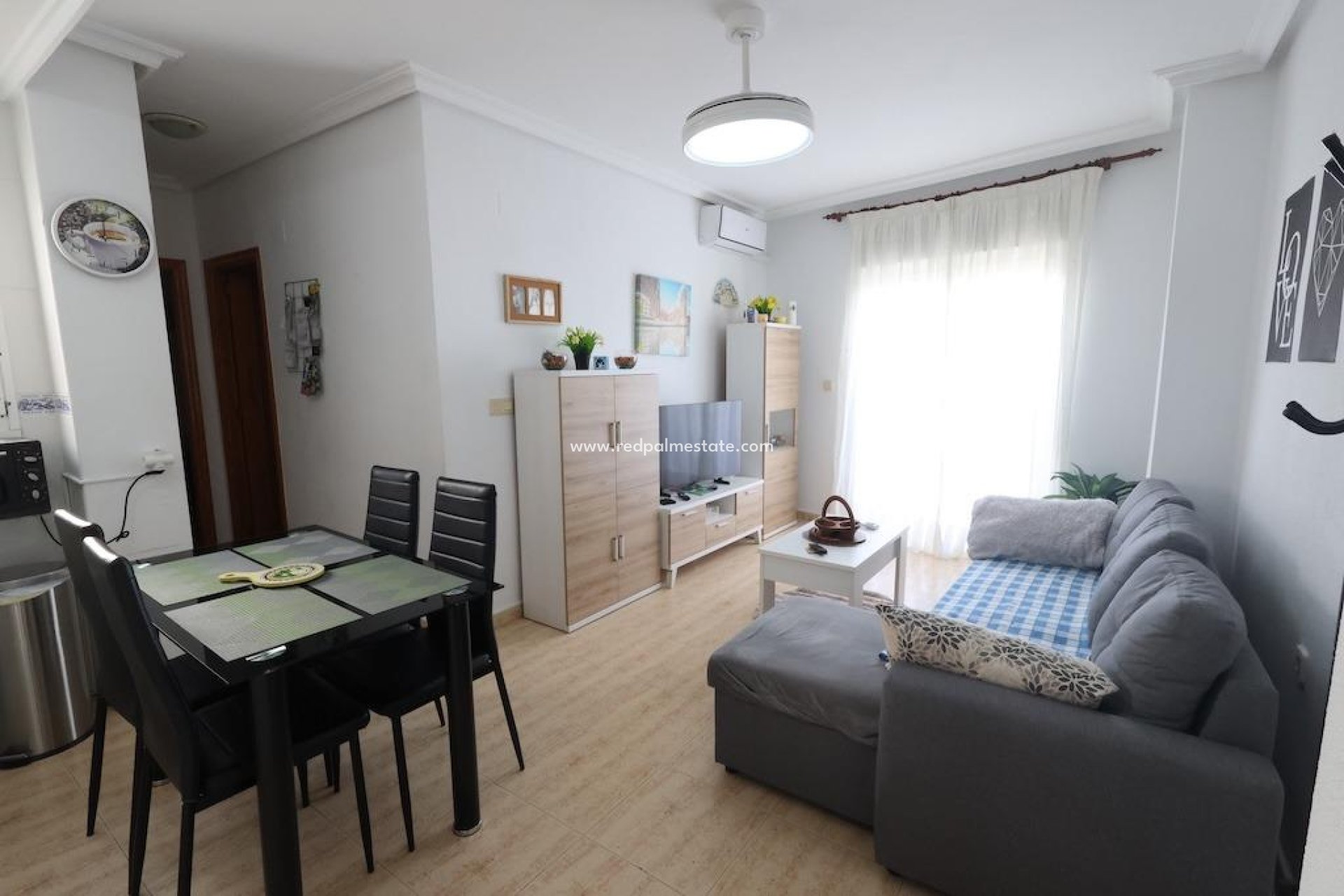 Reventa - Apartamento -
Torrevieja