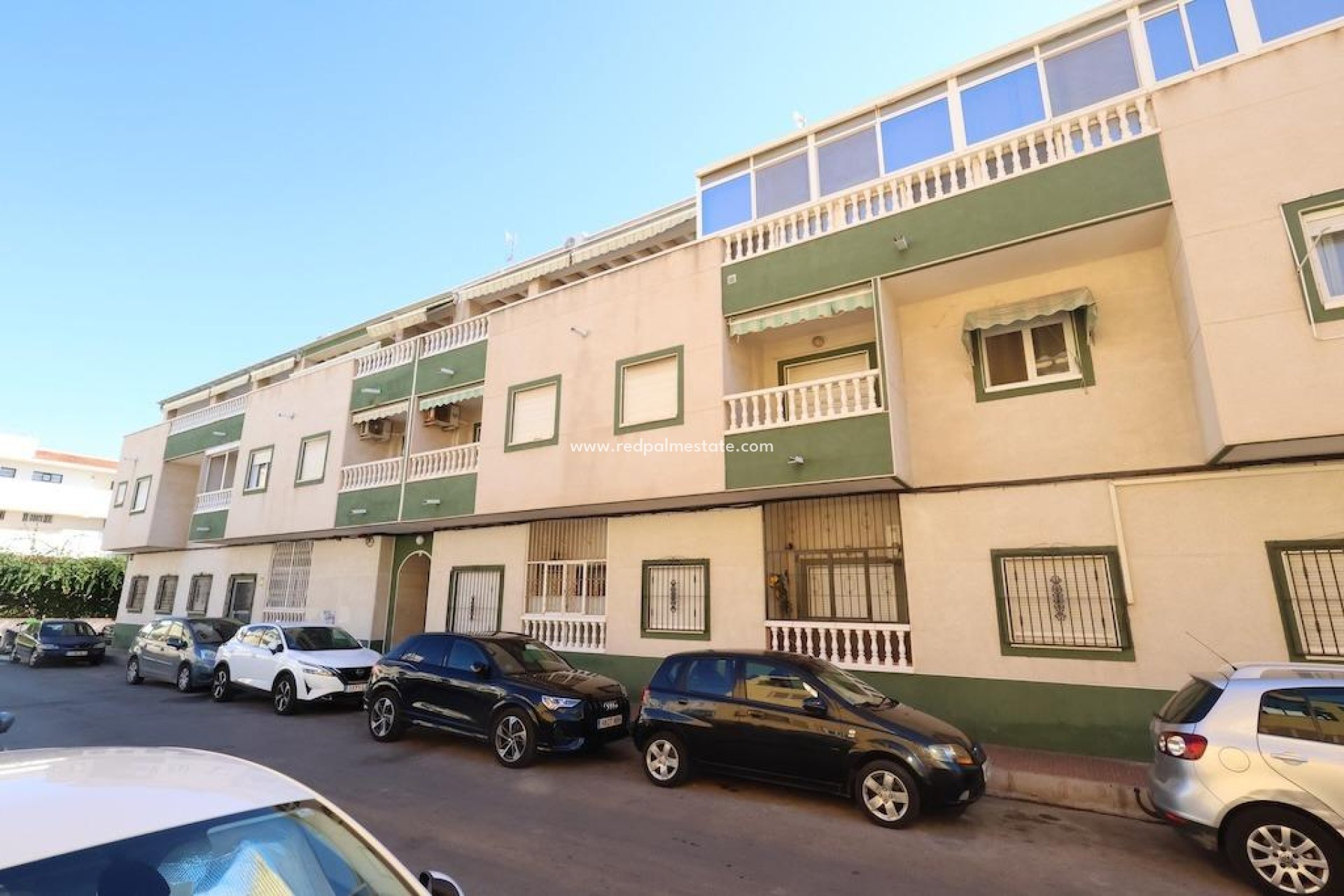 Reventa - Apartamento -
Torrevieja