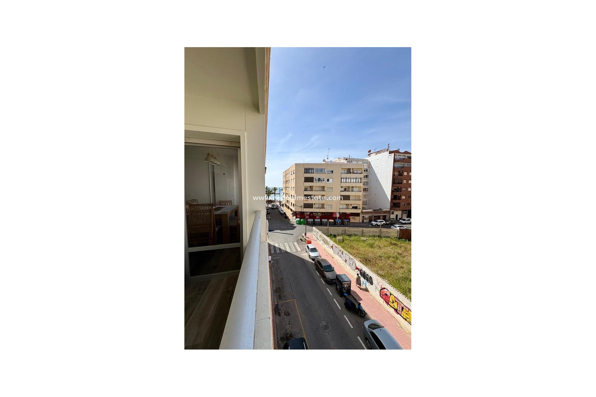 Reventa - Apartamento -
Torrevieja