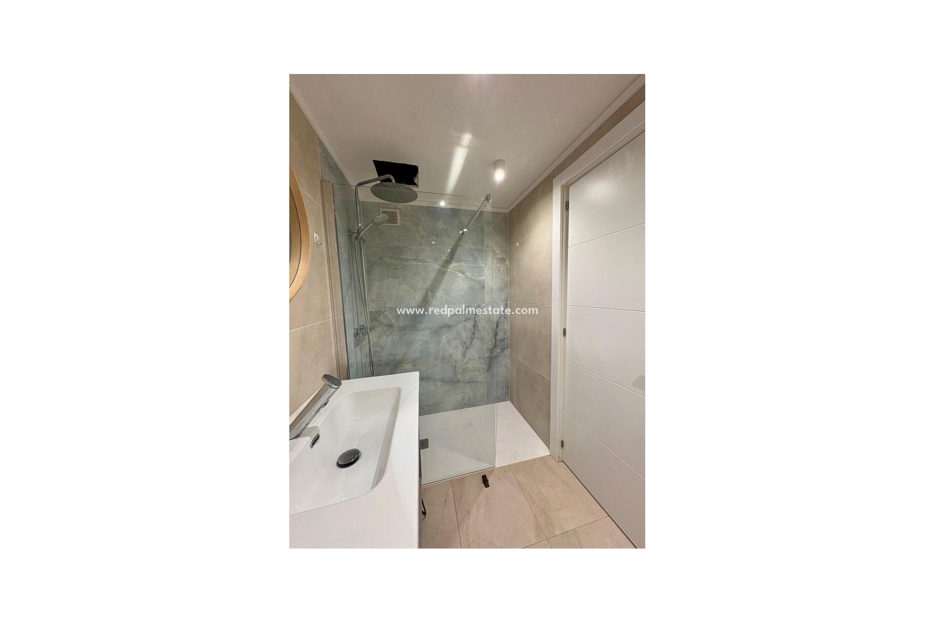 Reventa - Apartamento -
Torrevieja