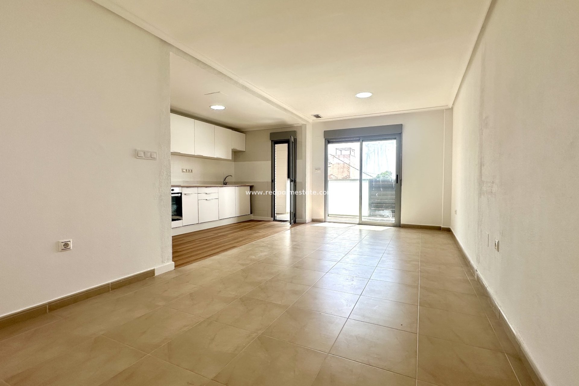 Reventa - Apartamento -
Torrevieja