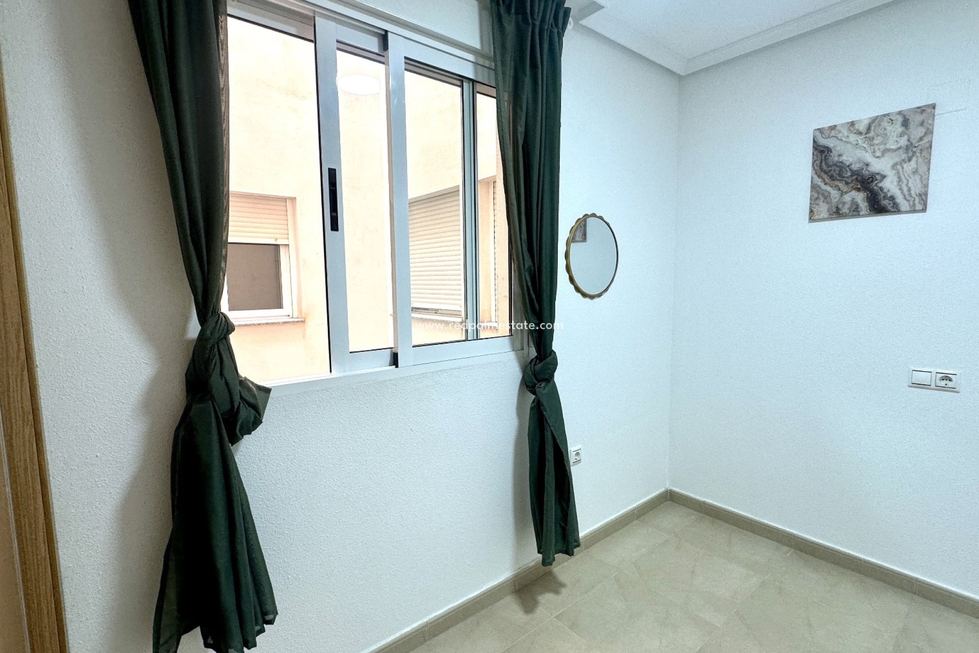 Reventa - Apartamento -
Torrevieja