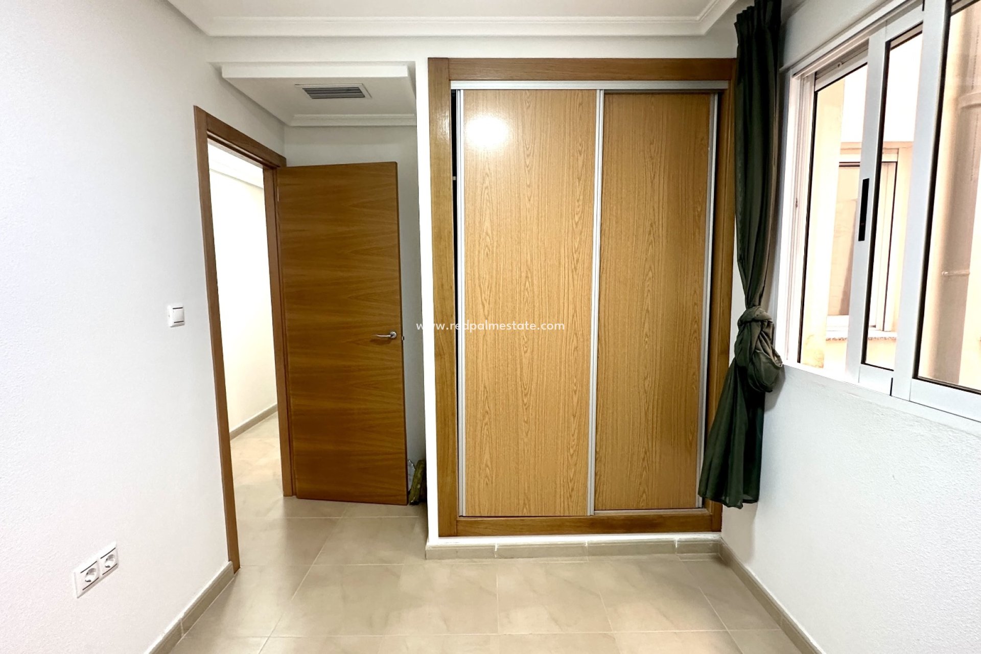 Reventa - Apartamento -
Torrevieja