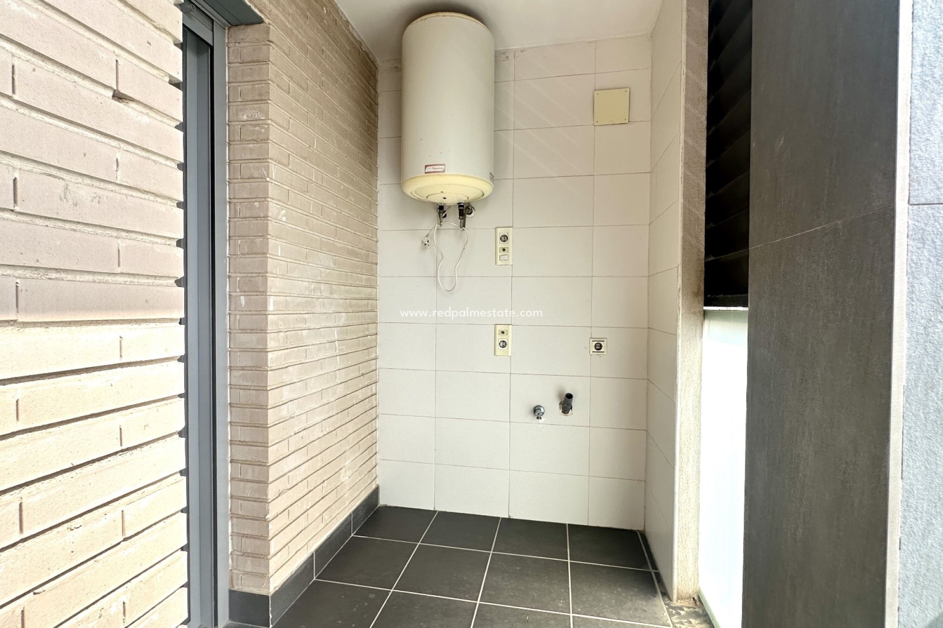 Reventa - Apartamento -
Torrevieja