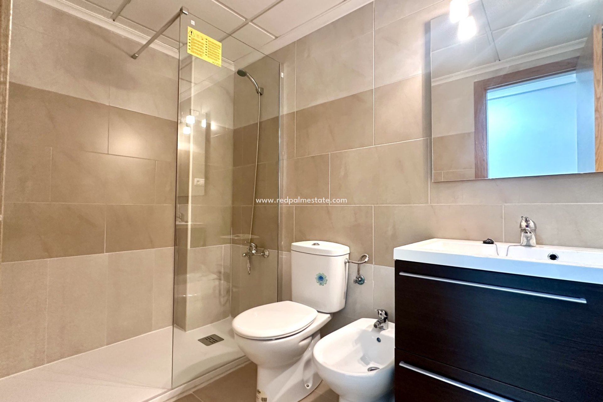 Reventa - Apartamento -
Torrevieja