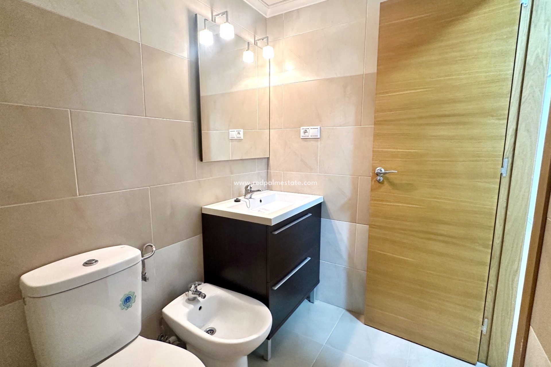 Reventa - Apartamento -
Torrevieja