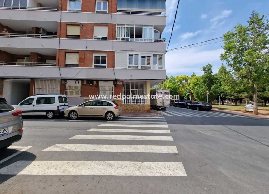 Reventa - Apartamento -
Torrevieja