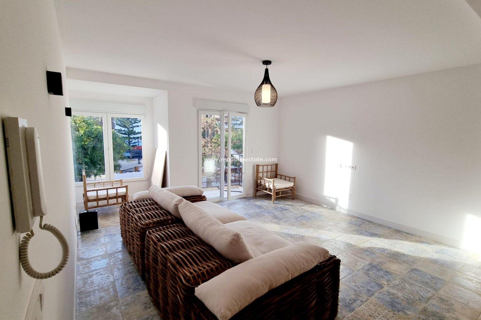 Reventa - Apartamento -
Torrevieja