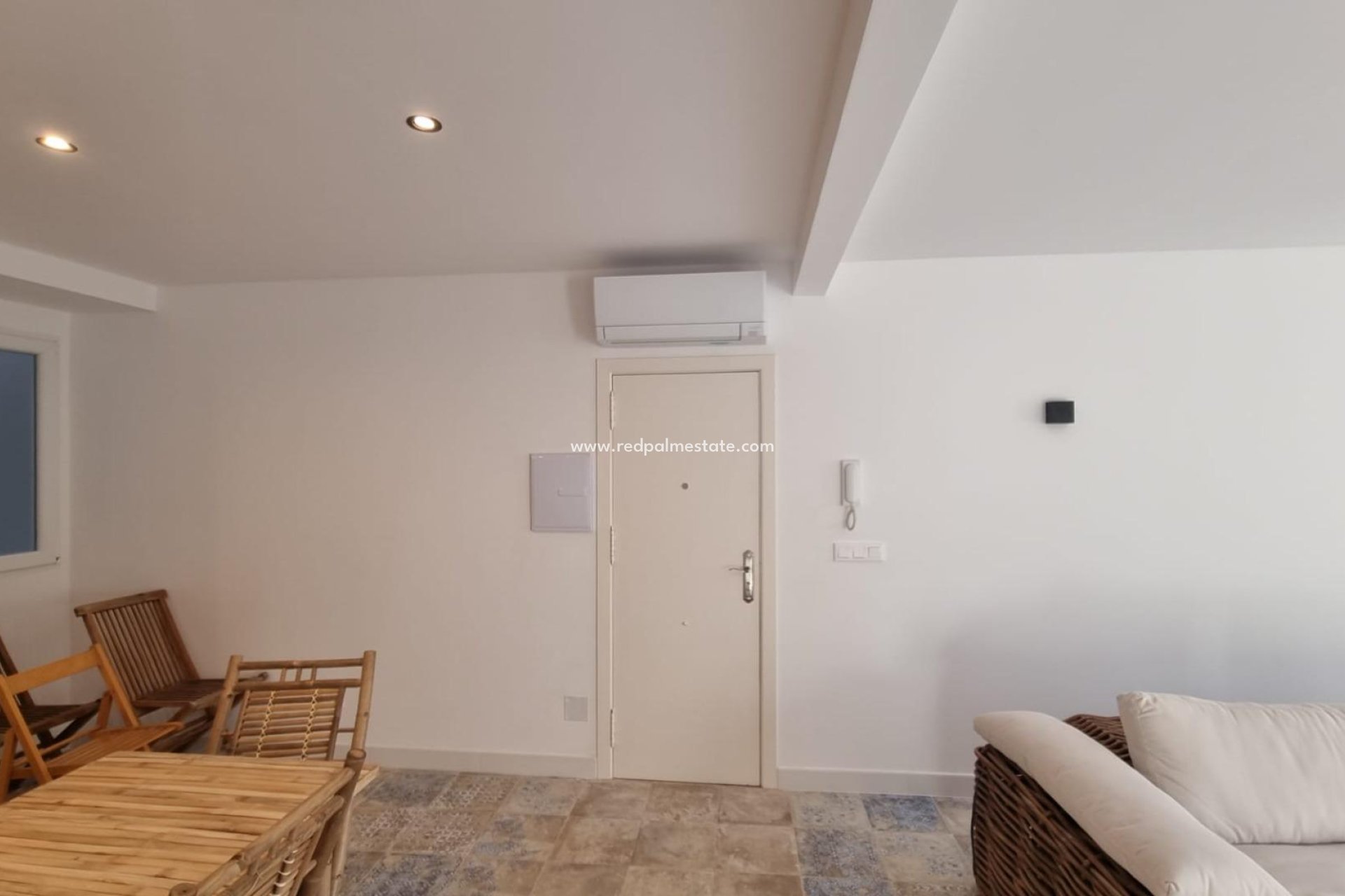 Reventa - Apartamento -
Torrevieja