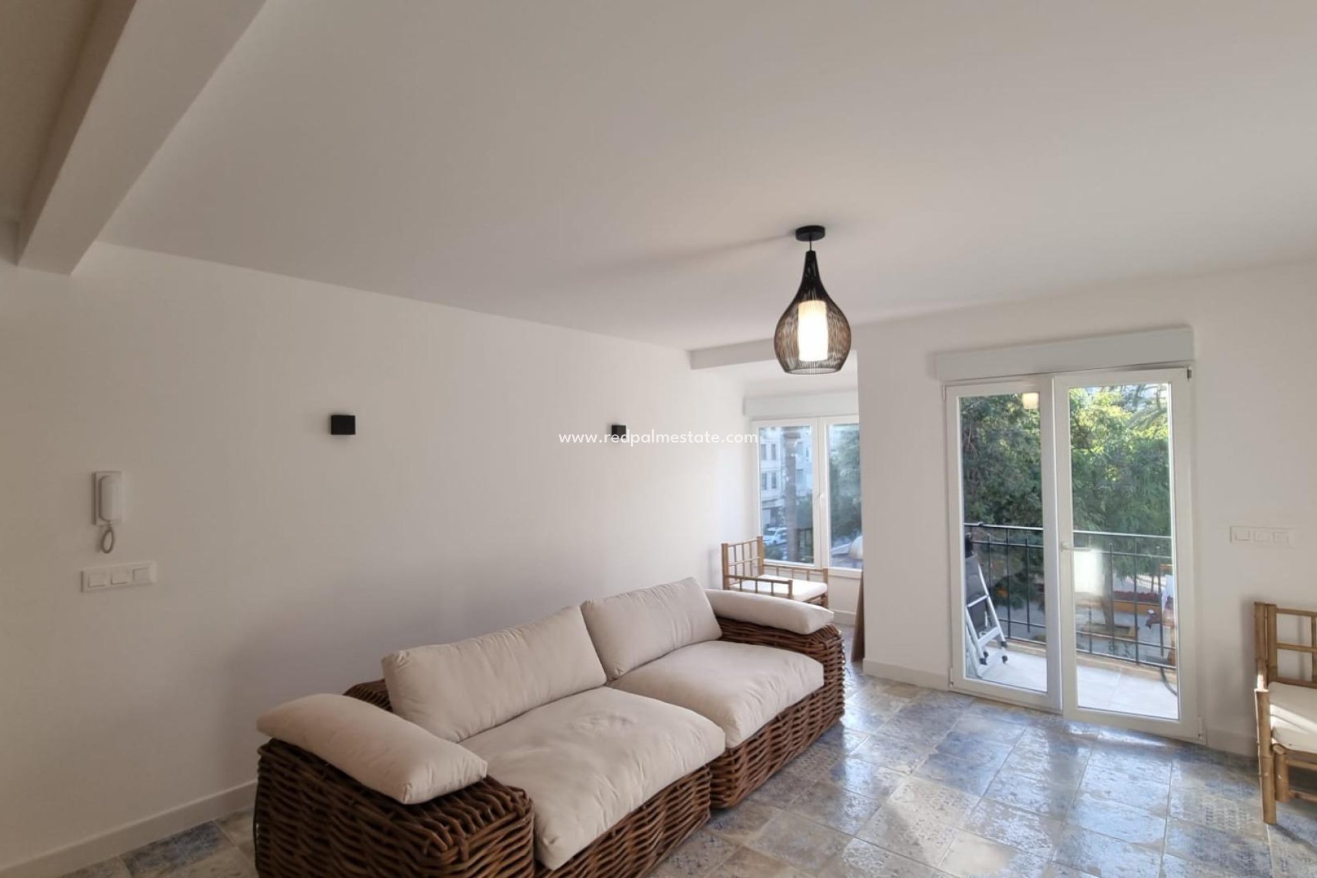 Reventa - Apartamento -
Torrevieja