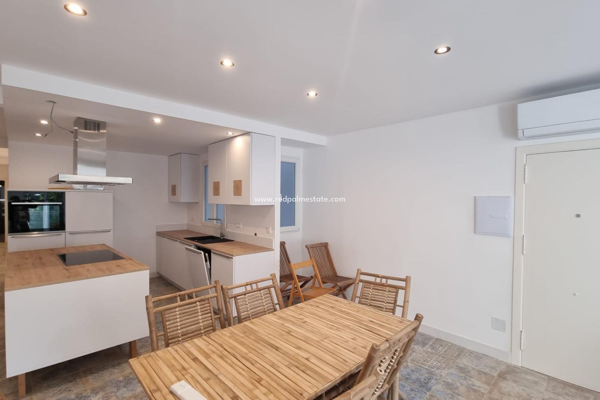 Reventa - Apartamento -
Torrevieja