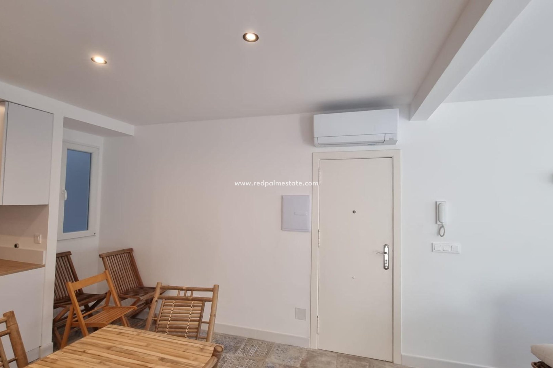 Reventa - Apartamento -
Torrevieja