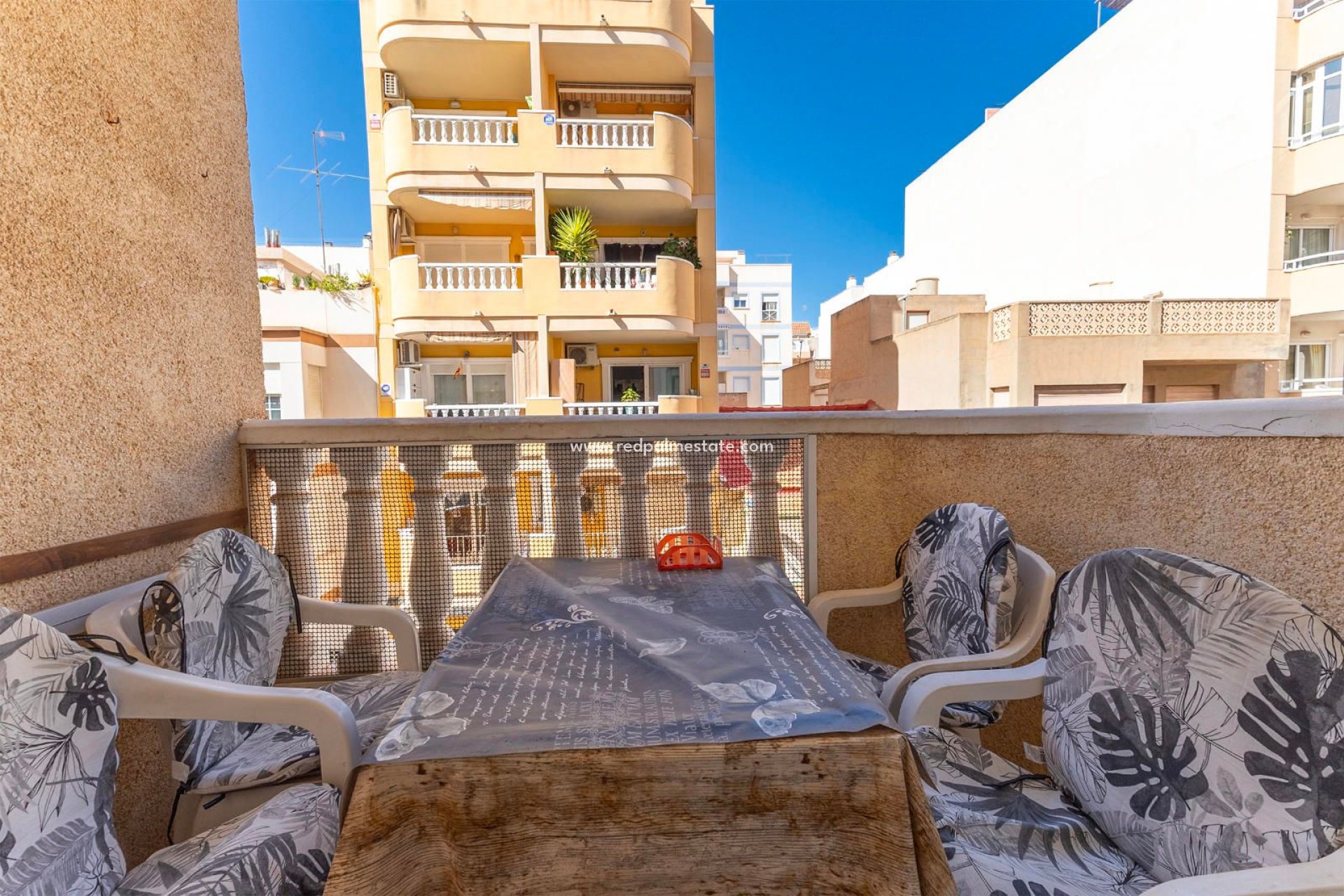 Reventa - Apartamento -
Torrevieja