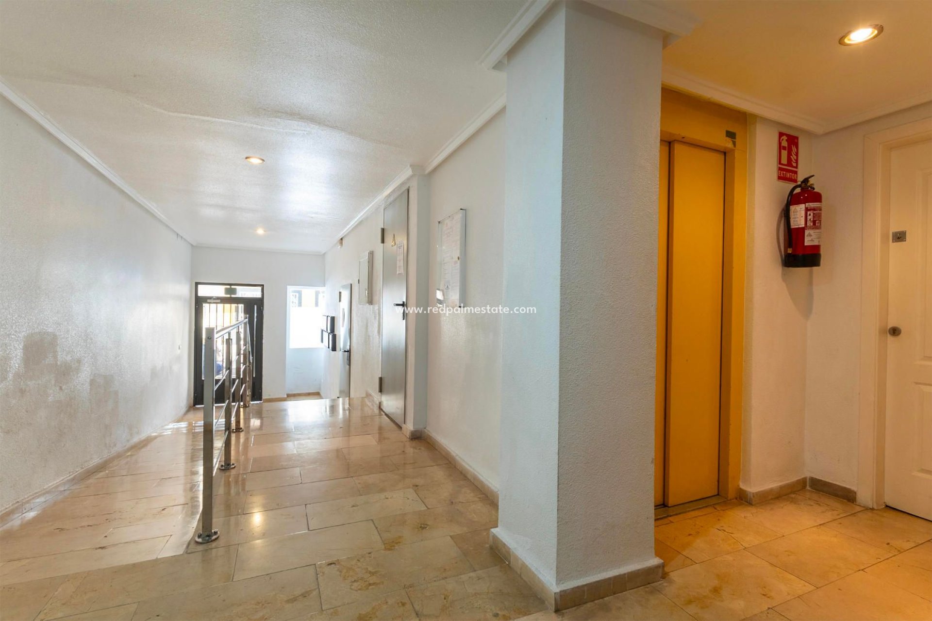 Reventa - Apartamento -
Torrevieja