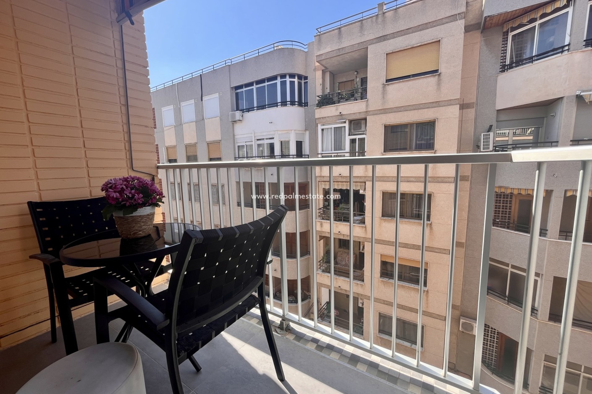 Reventa - Apartamento -
Torrevieja