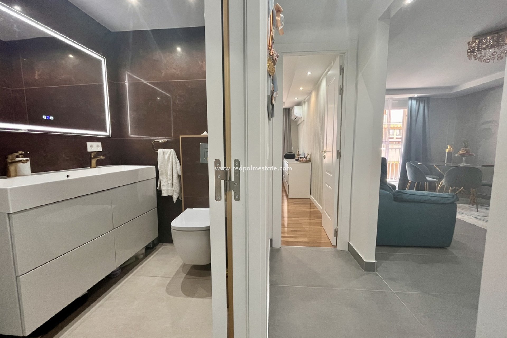 Reventa - Apartamento -
Torrevieja