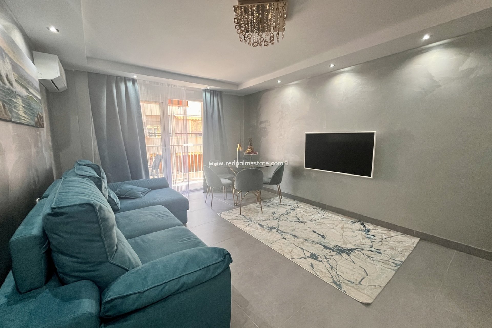 Reventa - Apartamento -
Torrevieja
