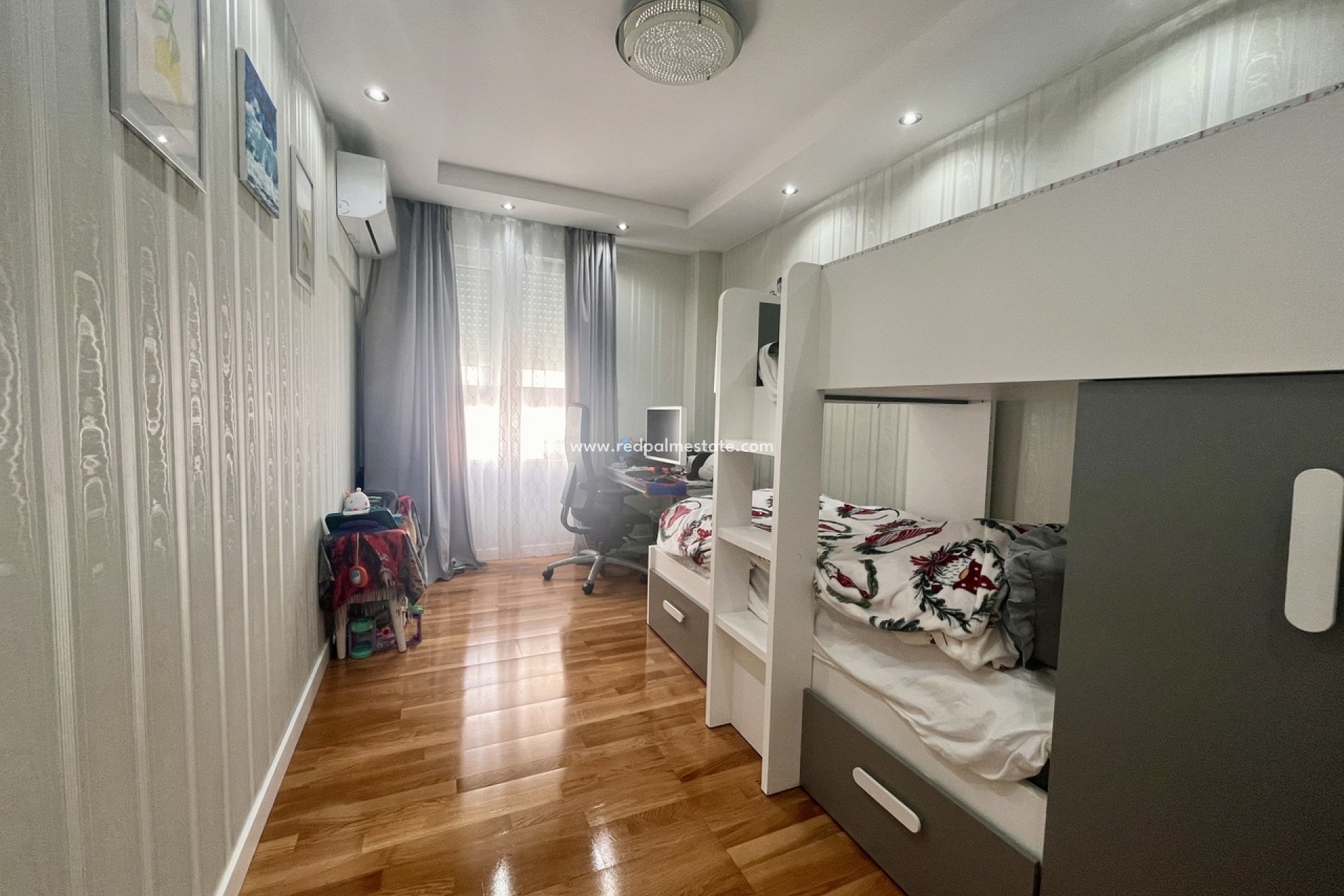 Reventa - Apartamento -
Torrevieja