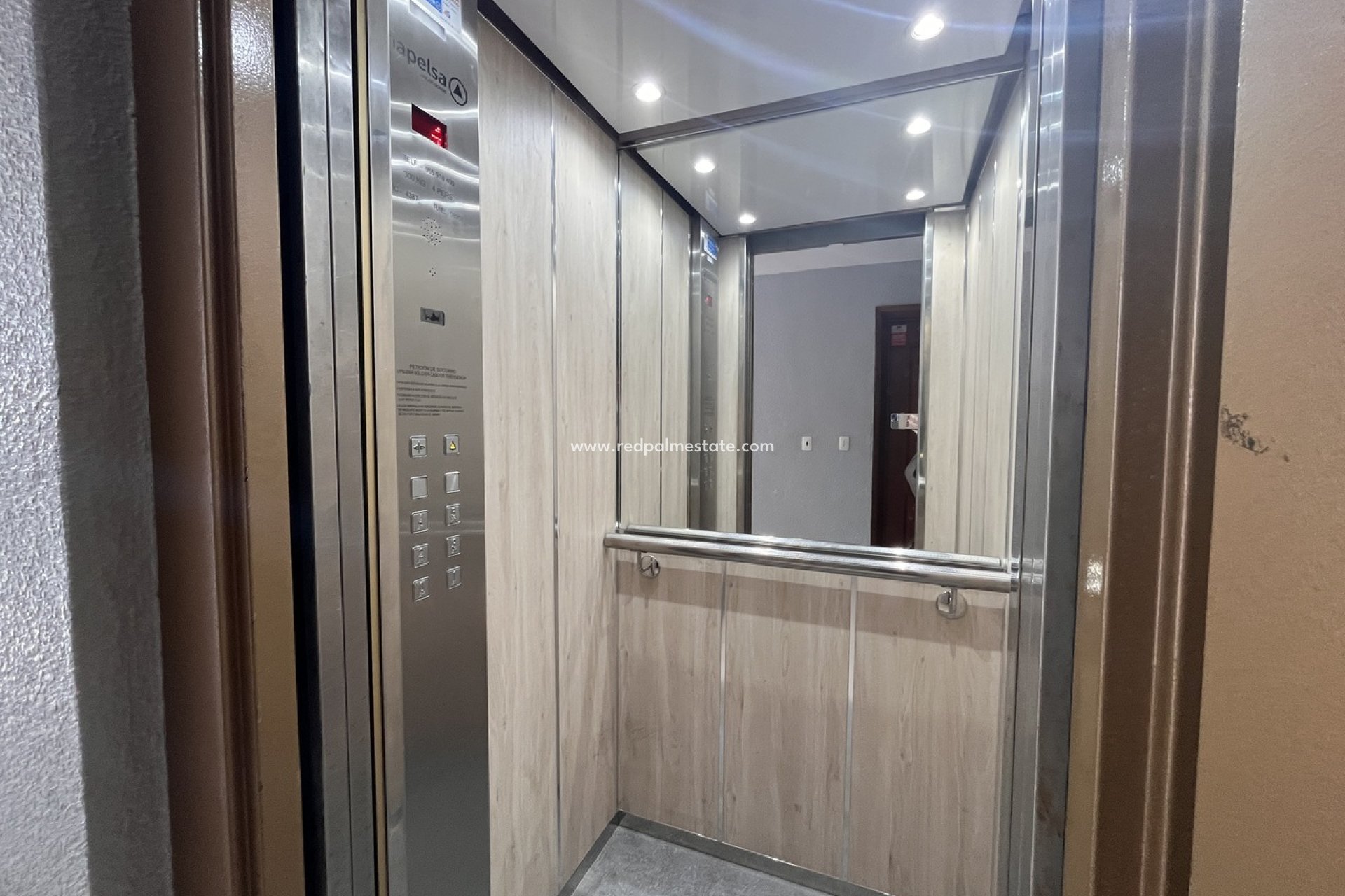 Reventa - Apartamento -
Torrevieja