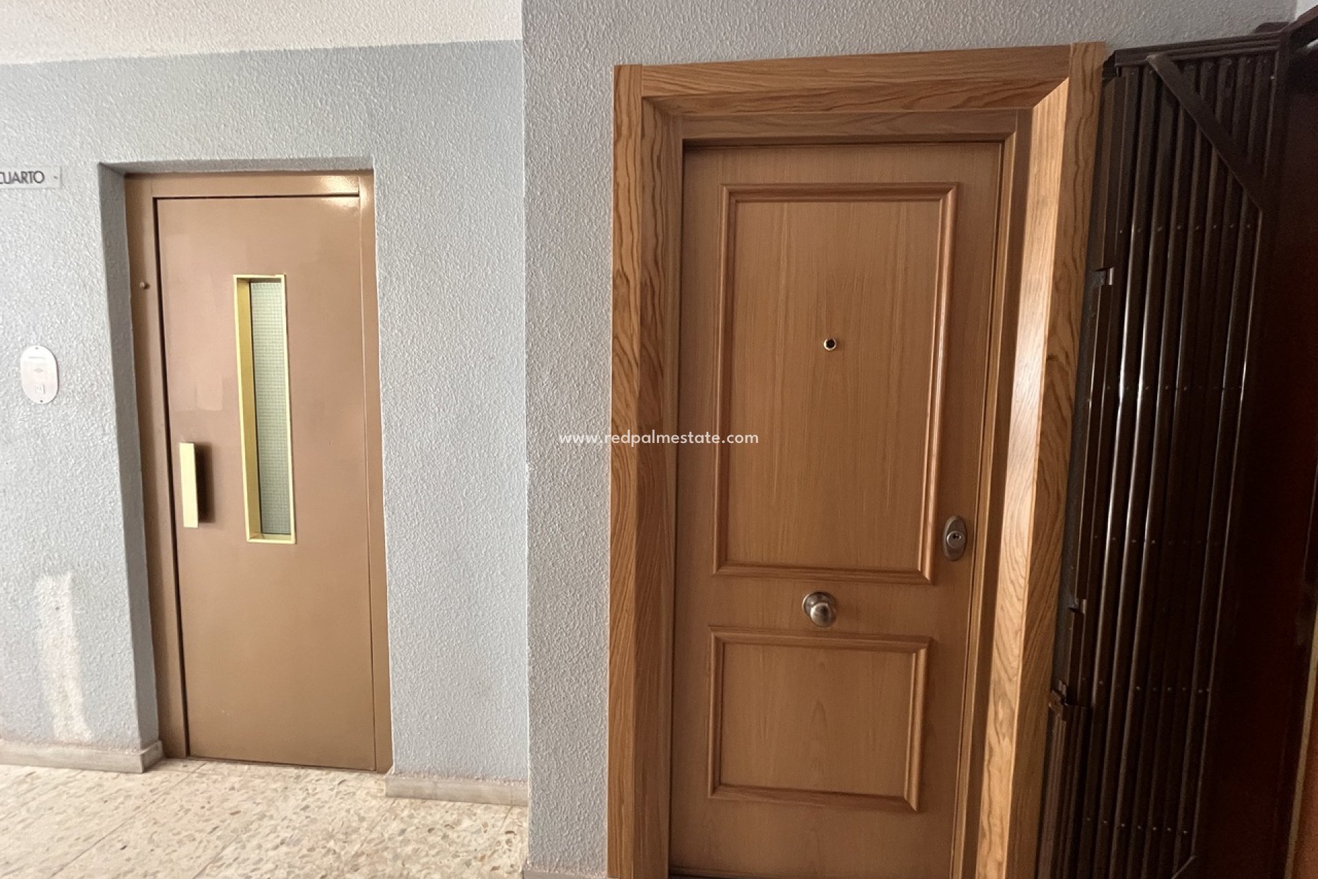 Reventa - Apartamento -
Torrevieja