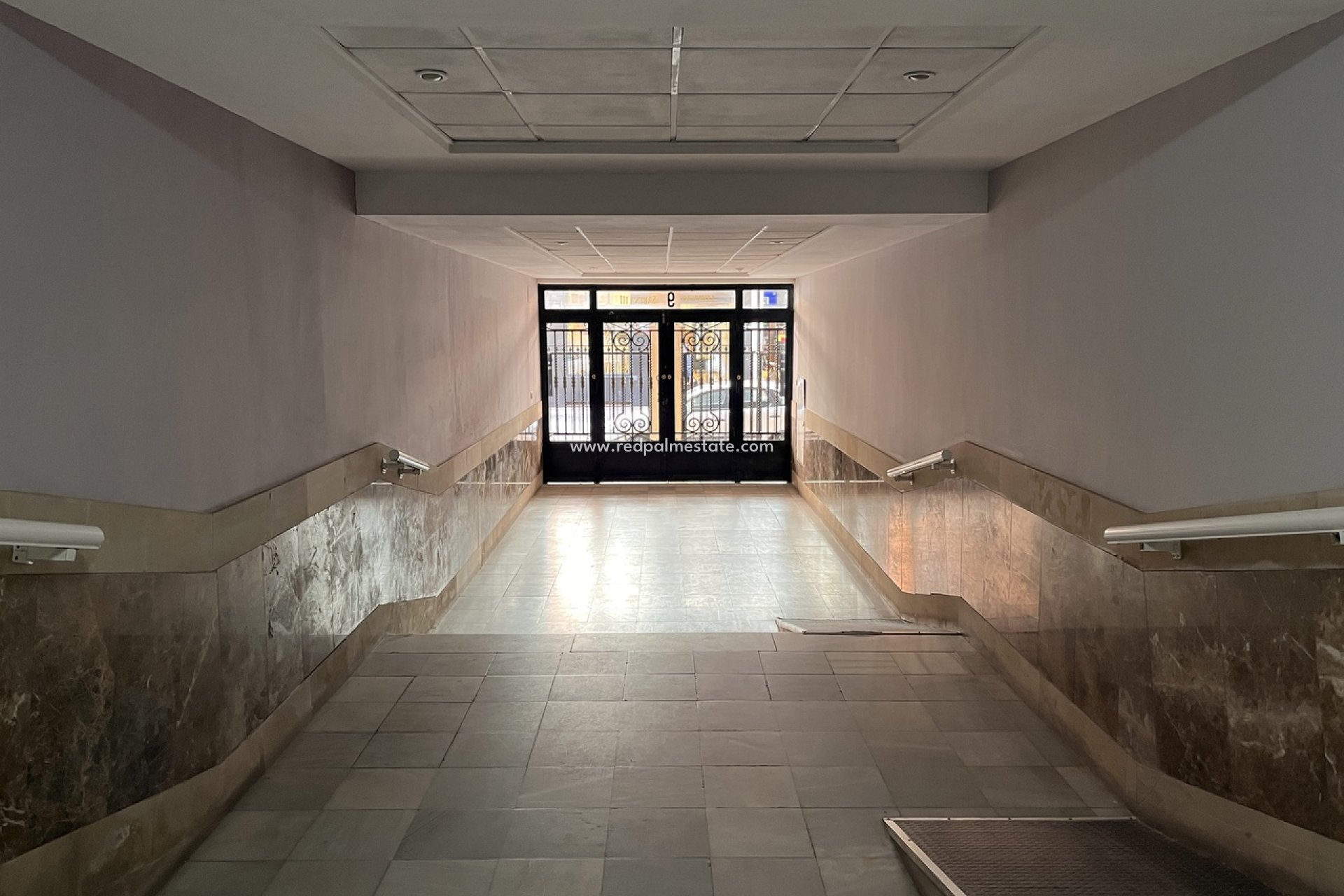 Reventa - Apartamento -
Torrevieja