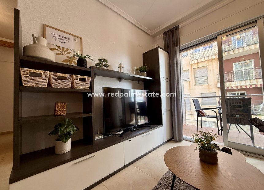 Reventa - Apartamento -
Torrevieja