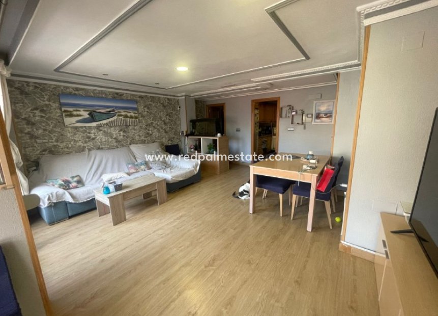 Reventa - Apartamento -
Torrevieja