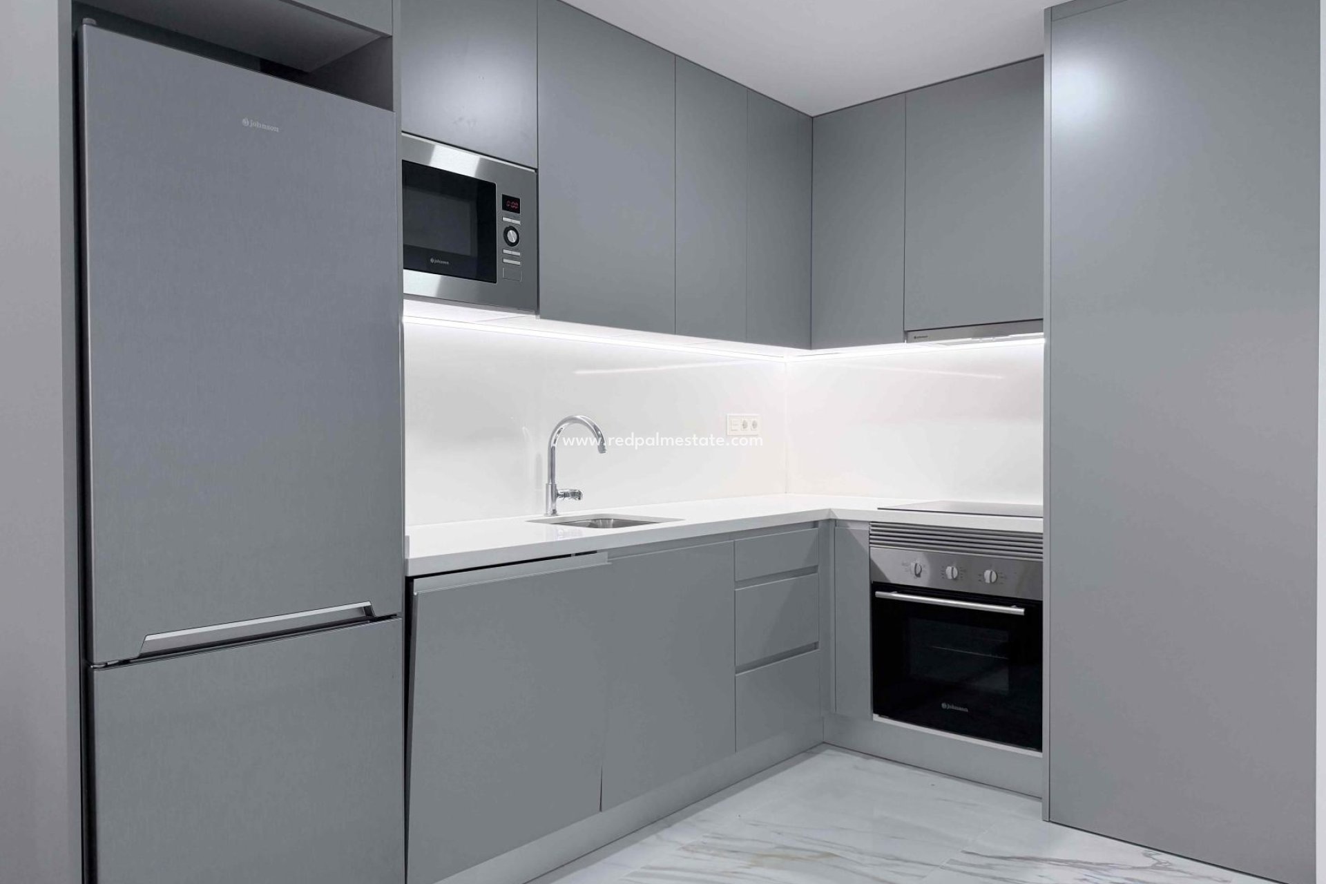 Reventa - Apartamento -
Torrevieja