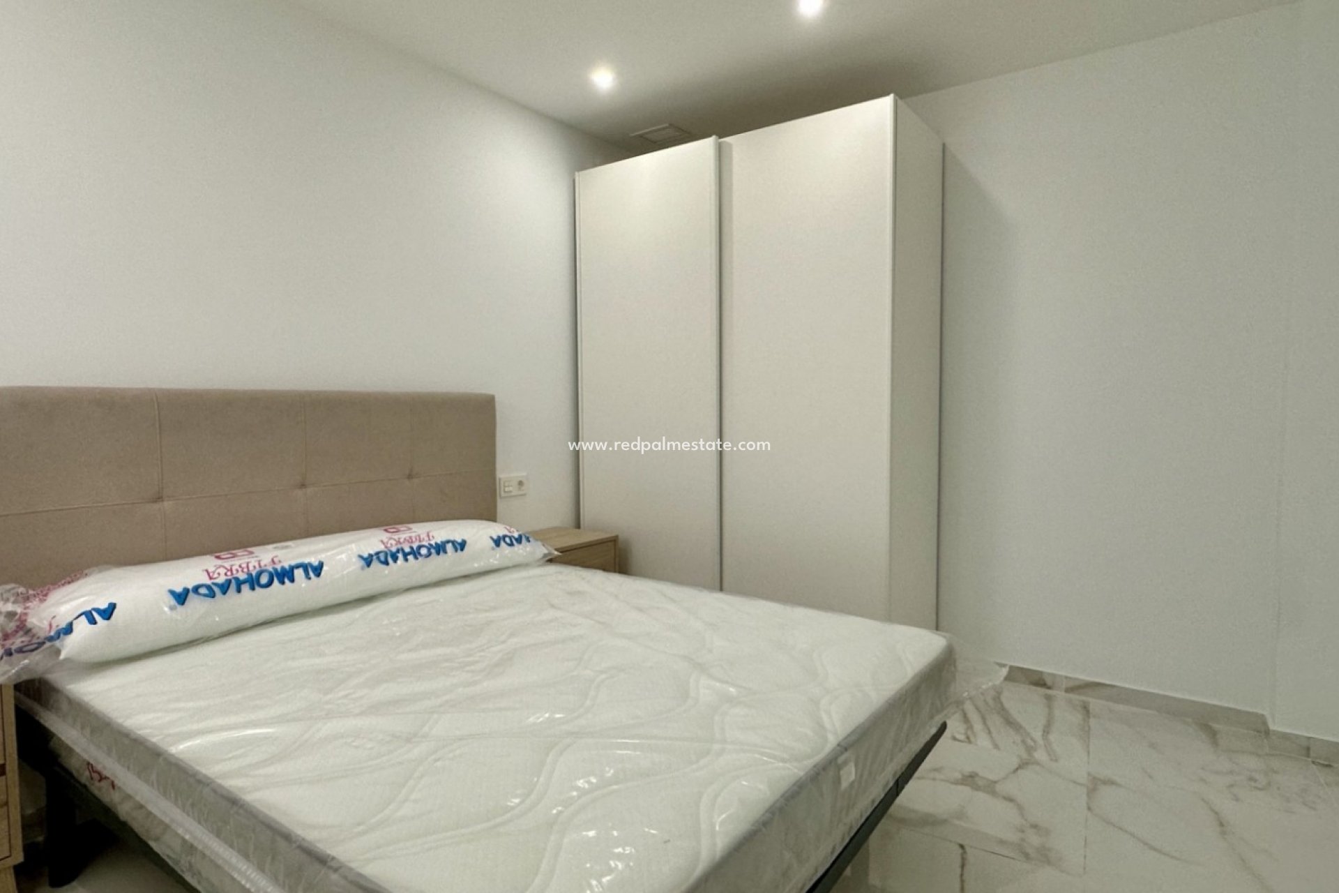 Reventa - Apartamento -
Torrevieja