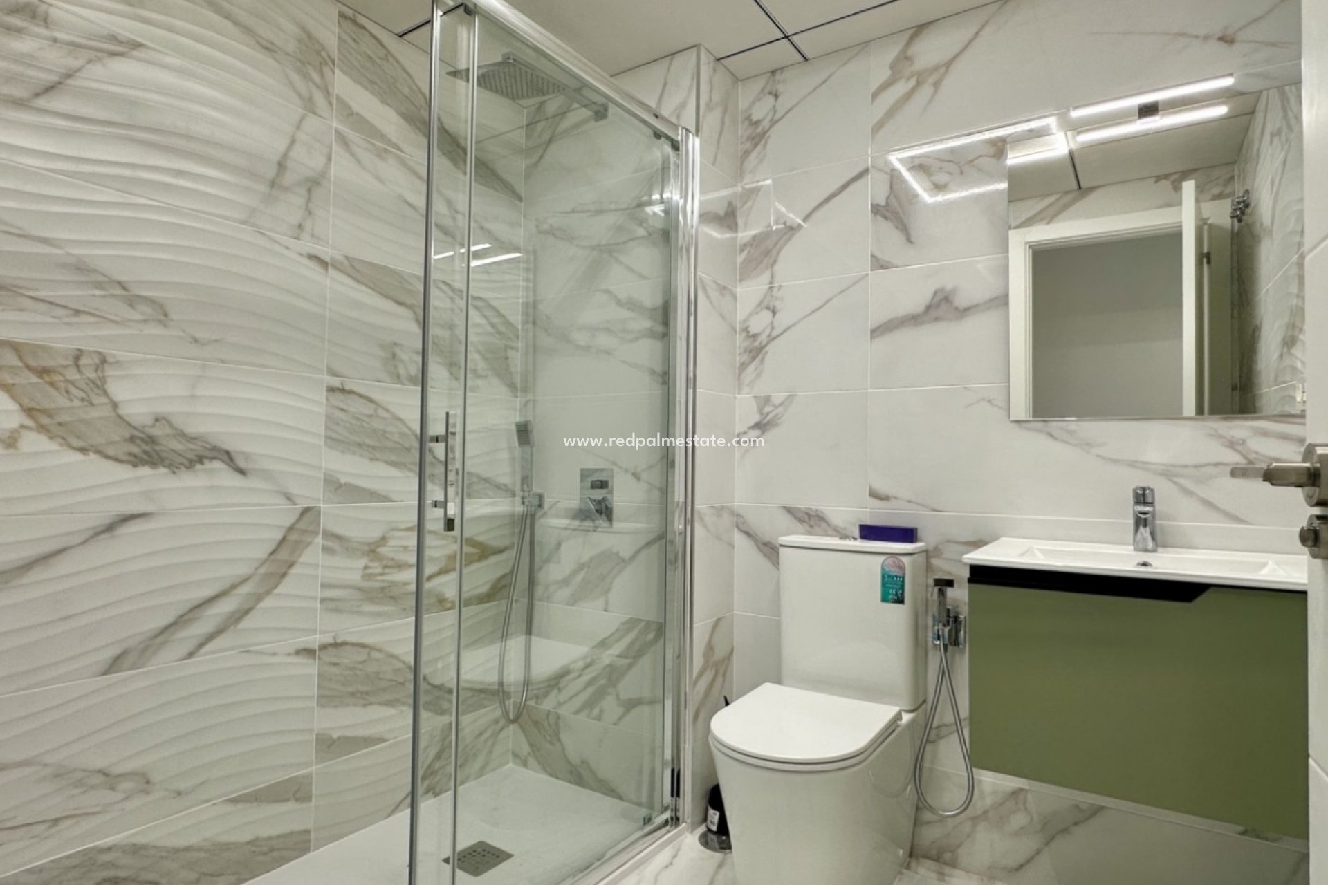 Reventa - Apartamento -
Torrevieja