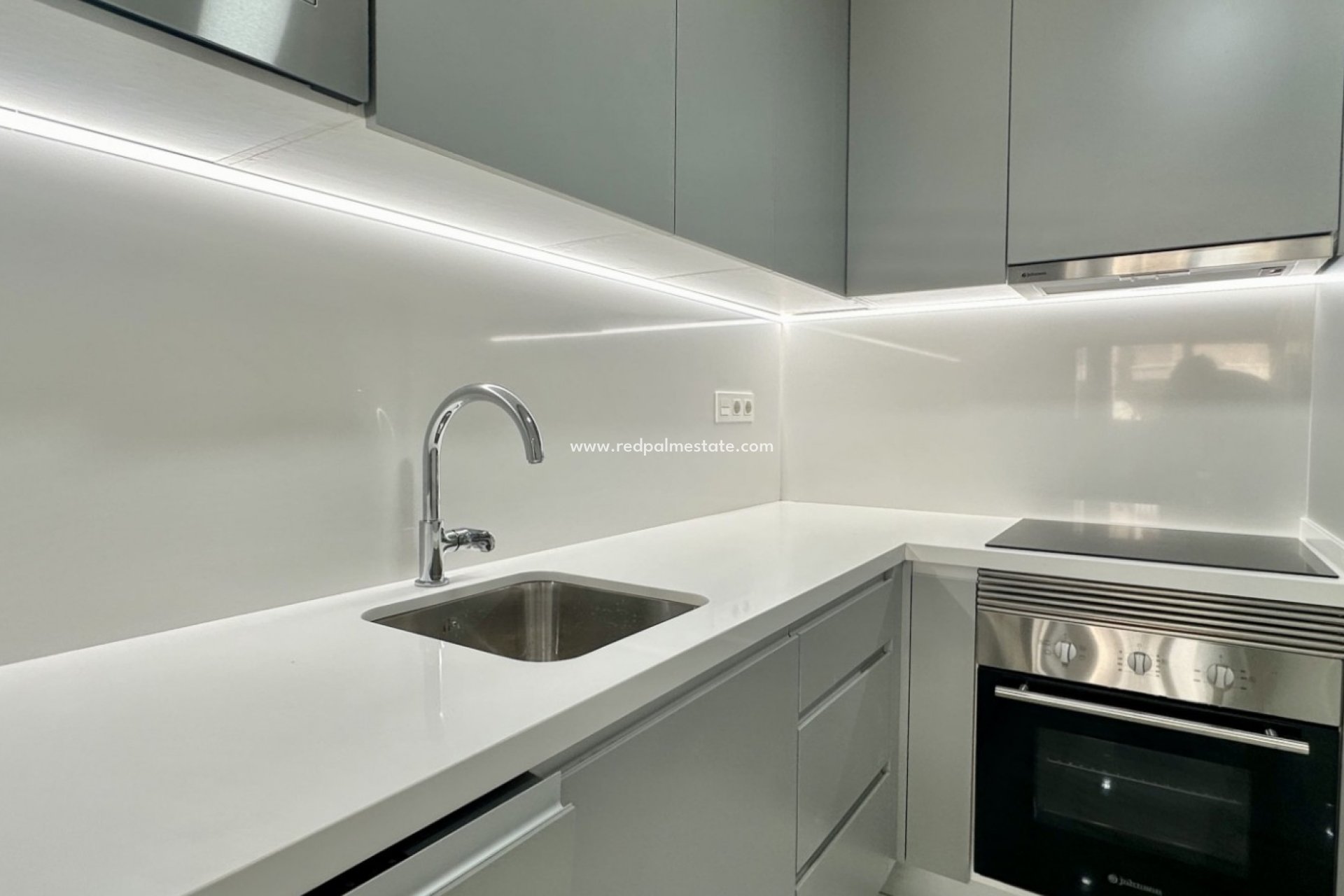 Reventa - Apartamento -
Torrevieja