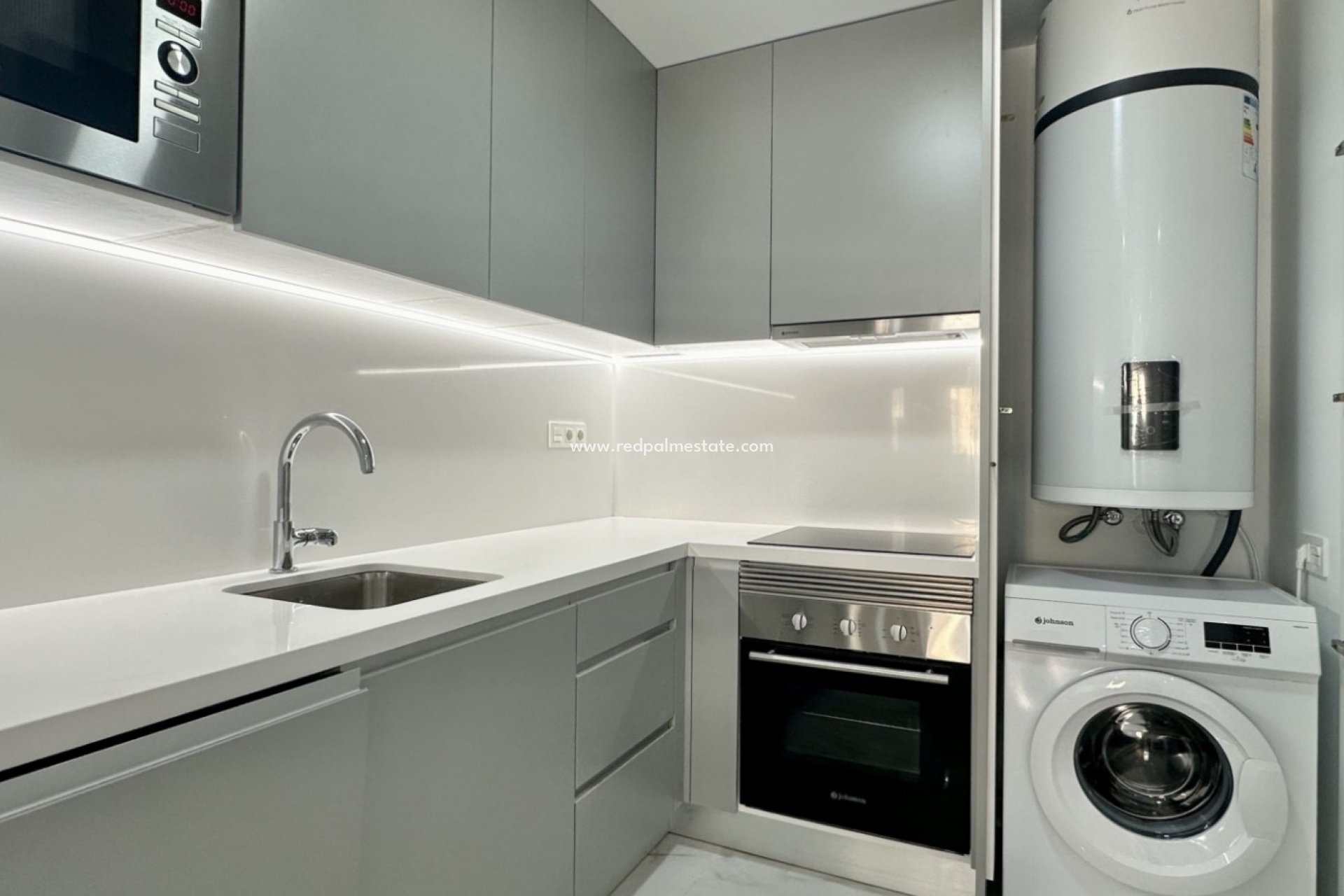 Reventa - Apartamento -
Torrevieja