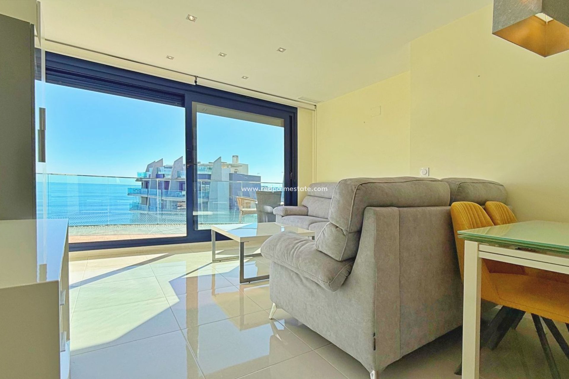 Reventa - Apartamento -
Torrevieja