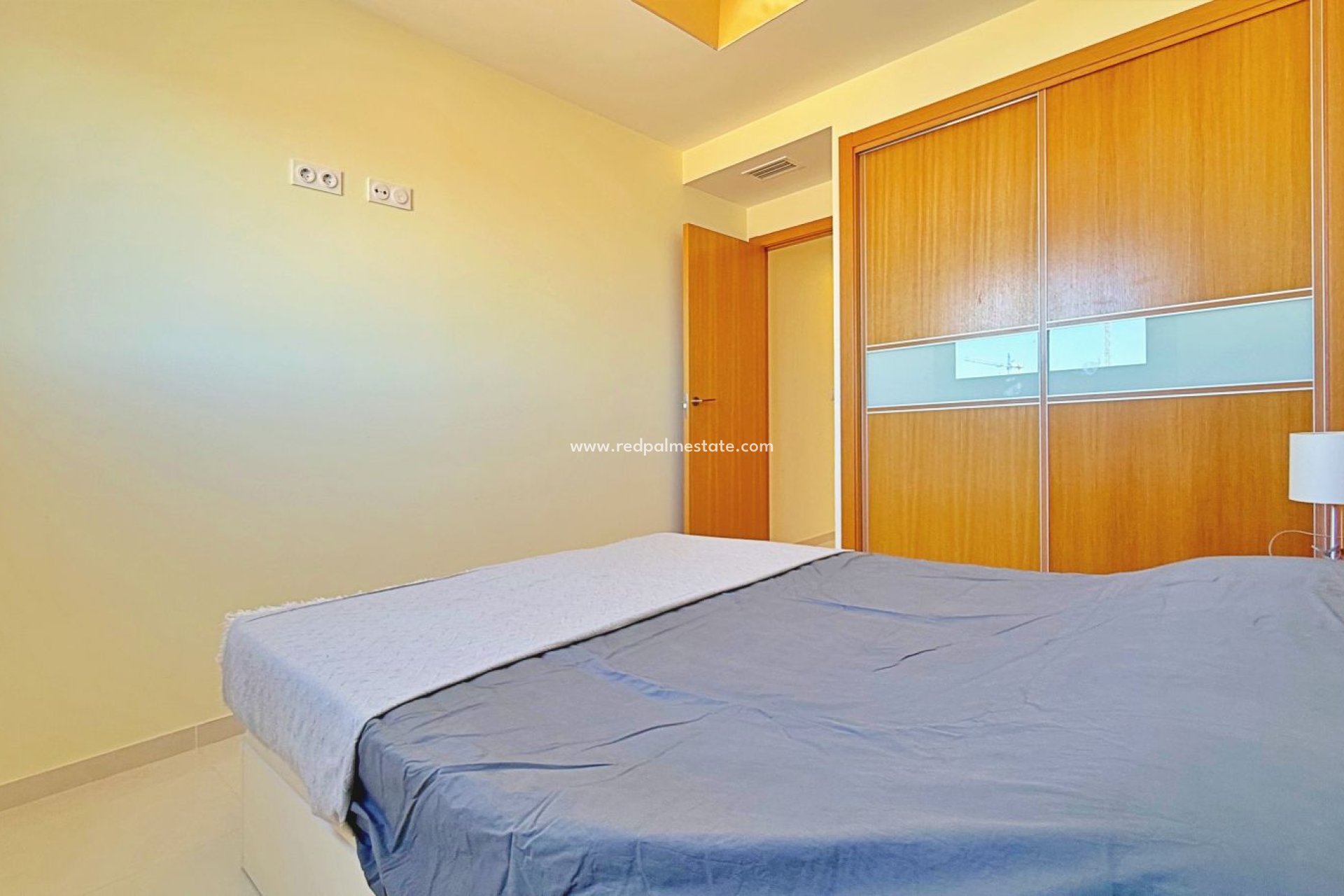 Reventa - Apartamento -
Torrevieja