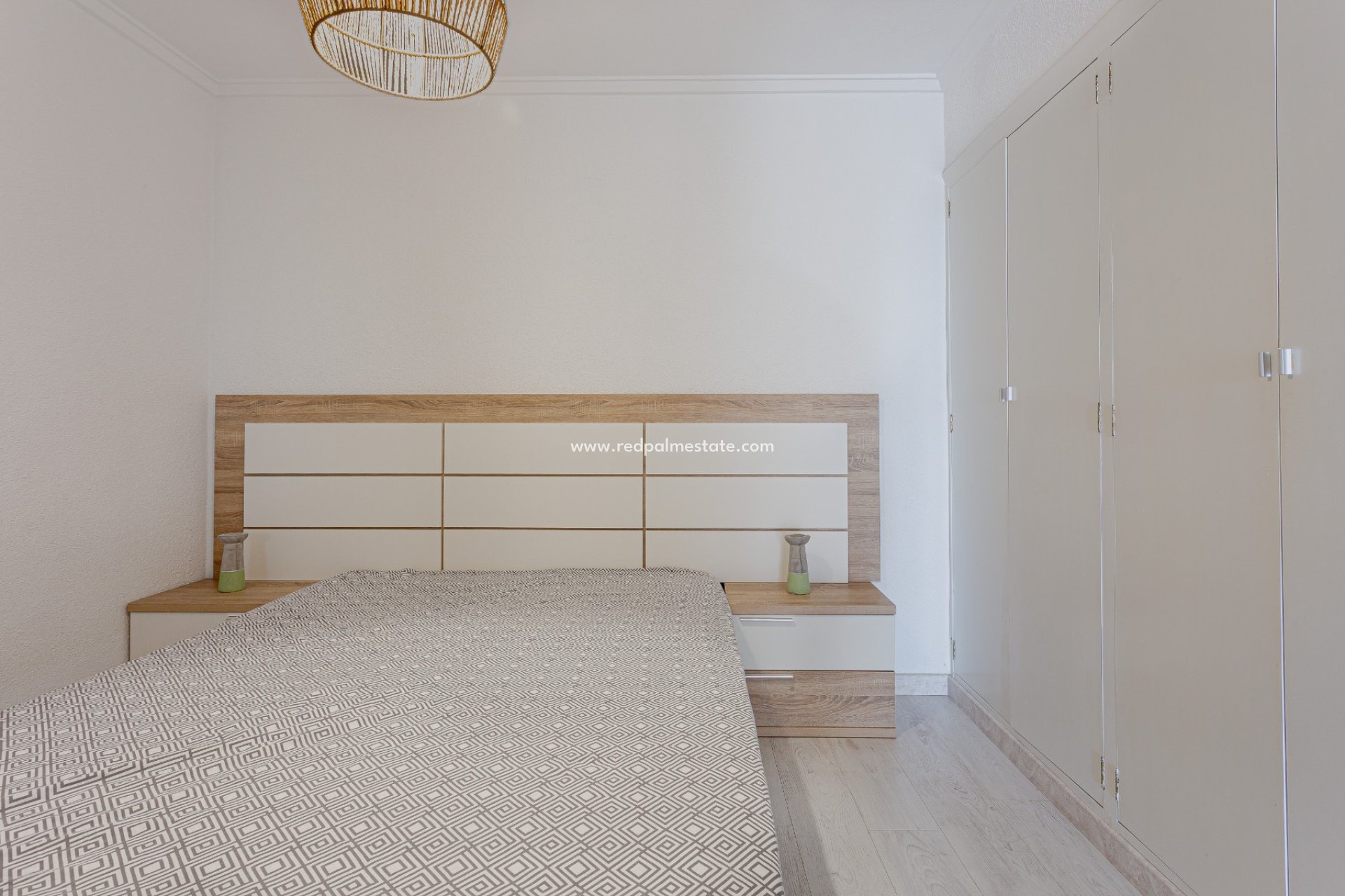 Reventa - Apartamento -
Torrevieja