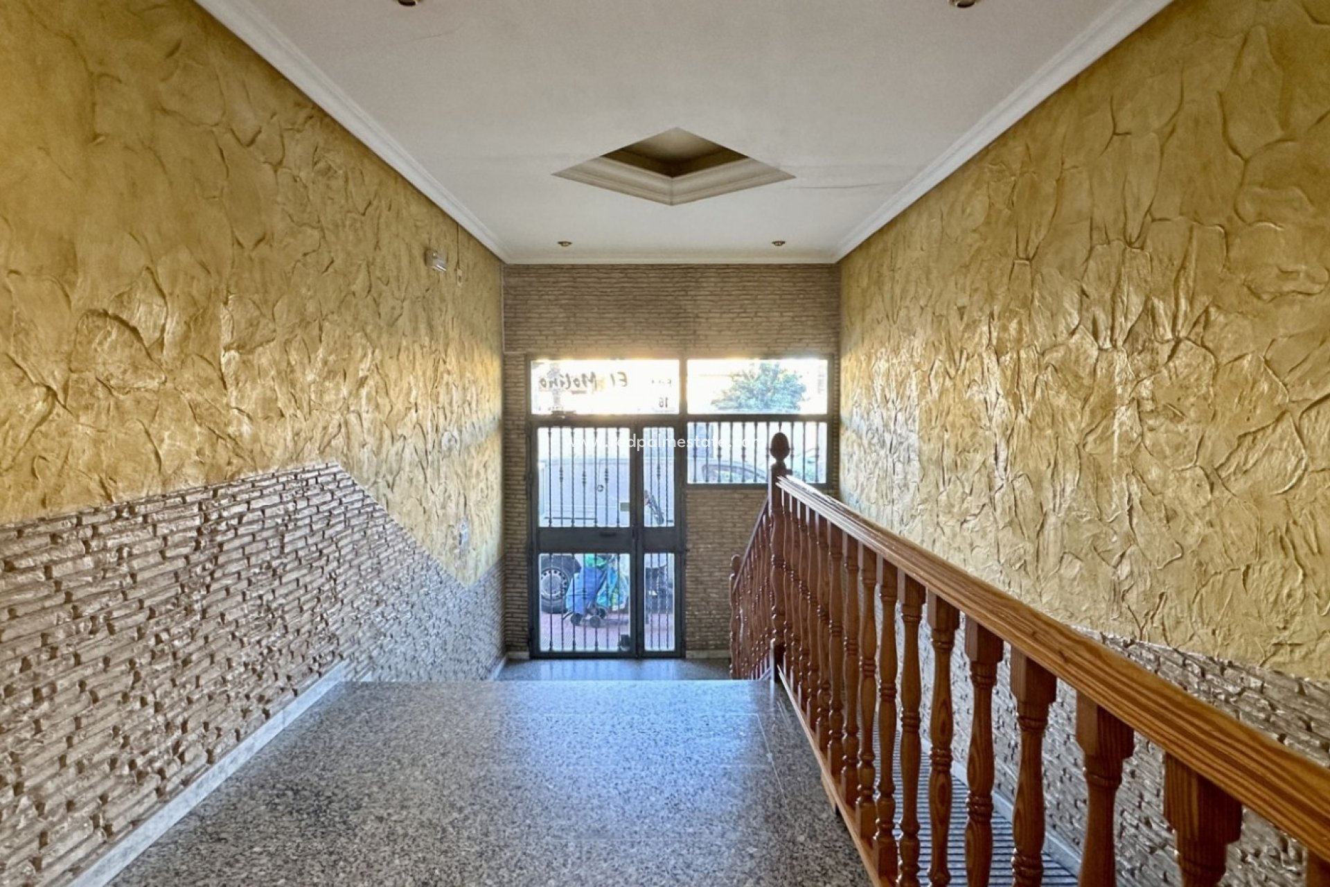 Reventa - Apartamento -
Torrevieja