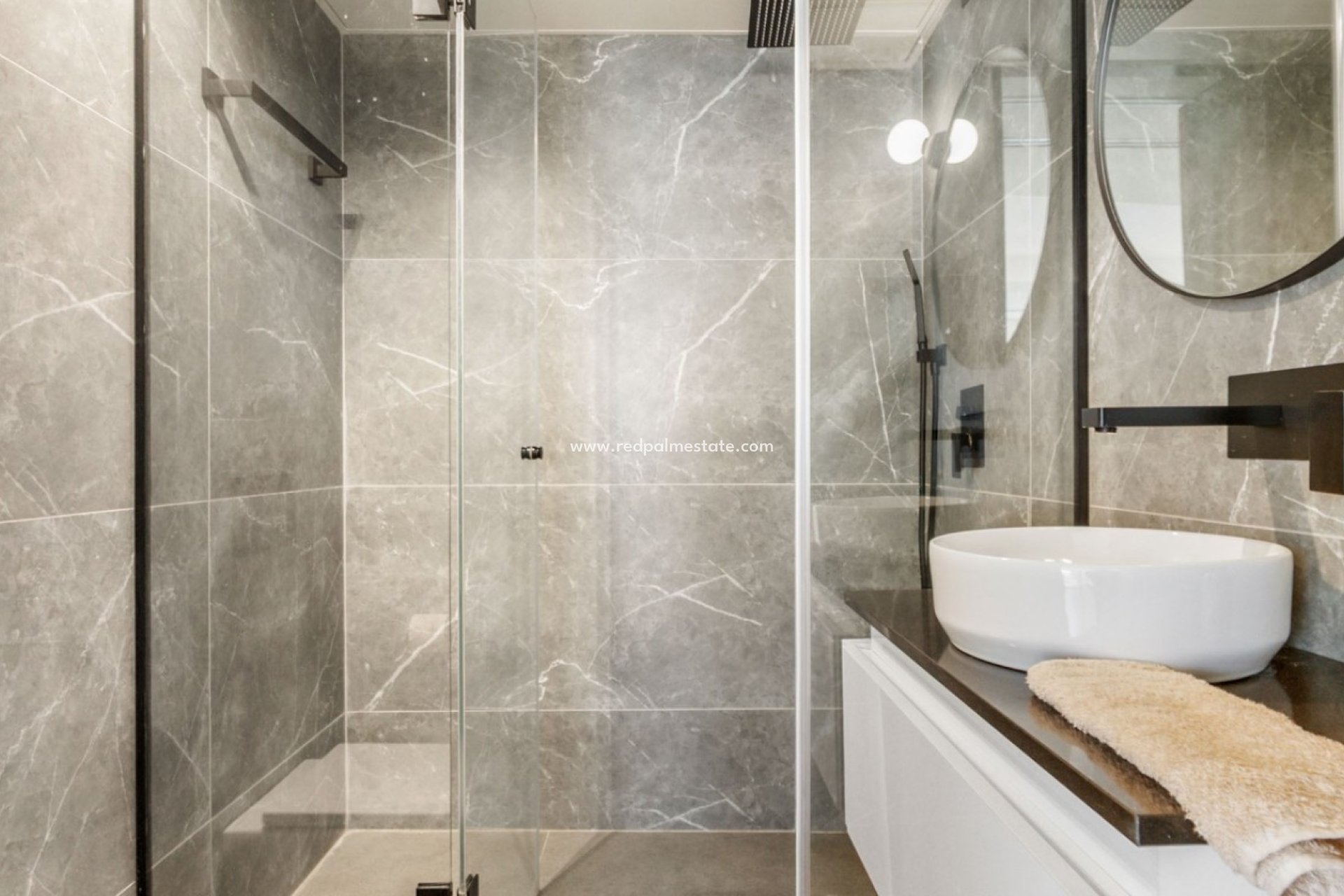 Reventa - Apartamento -
Torrevieja
