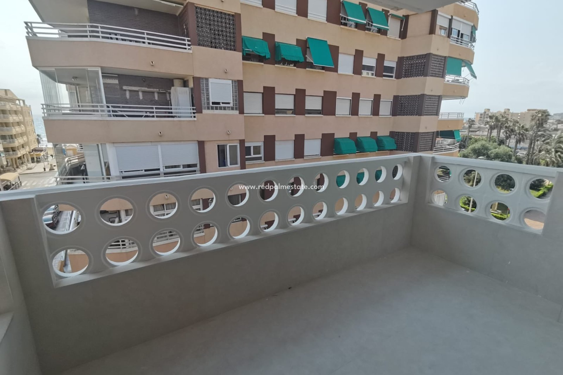 Reventa - Apartamento -
Torrevieja