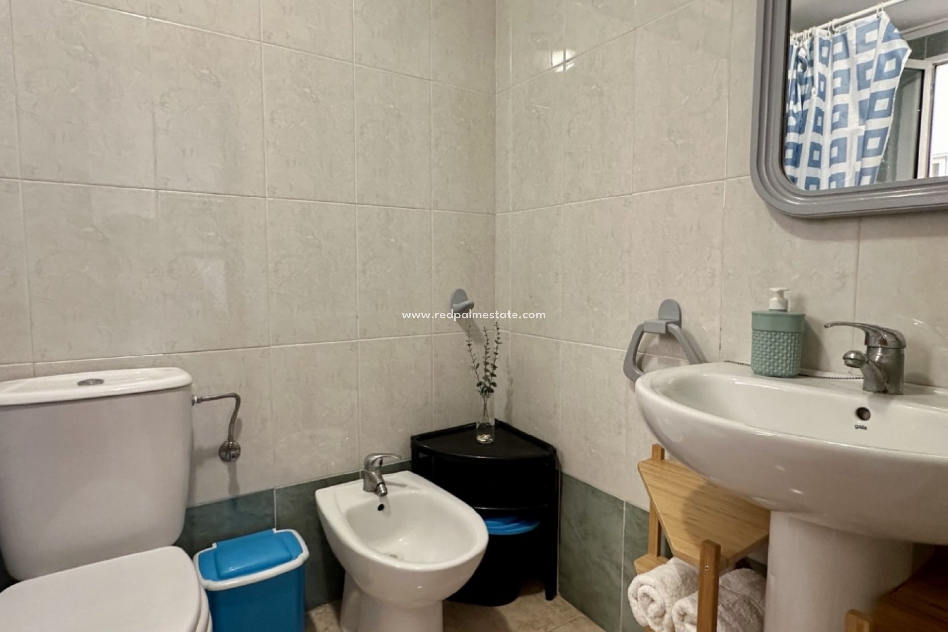 Reventa - Apartamento -
Torrevieja
