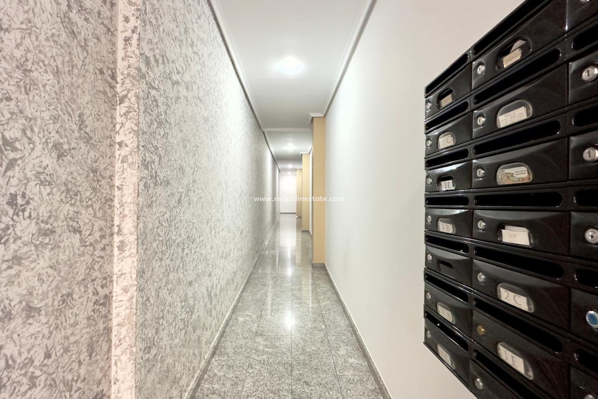 Reventa - Apartamento -
Torrevieja