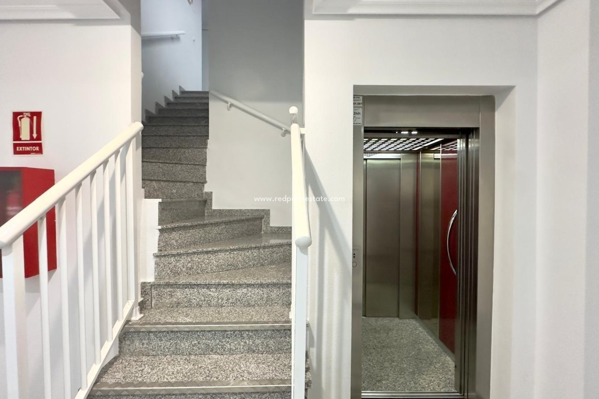 Reventa - Apartamento -
Torrevieja