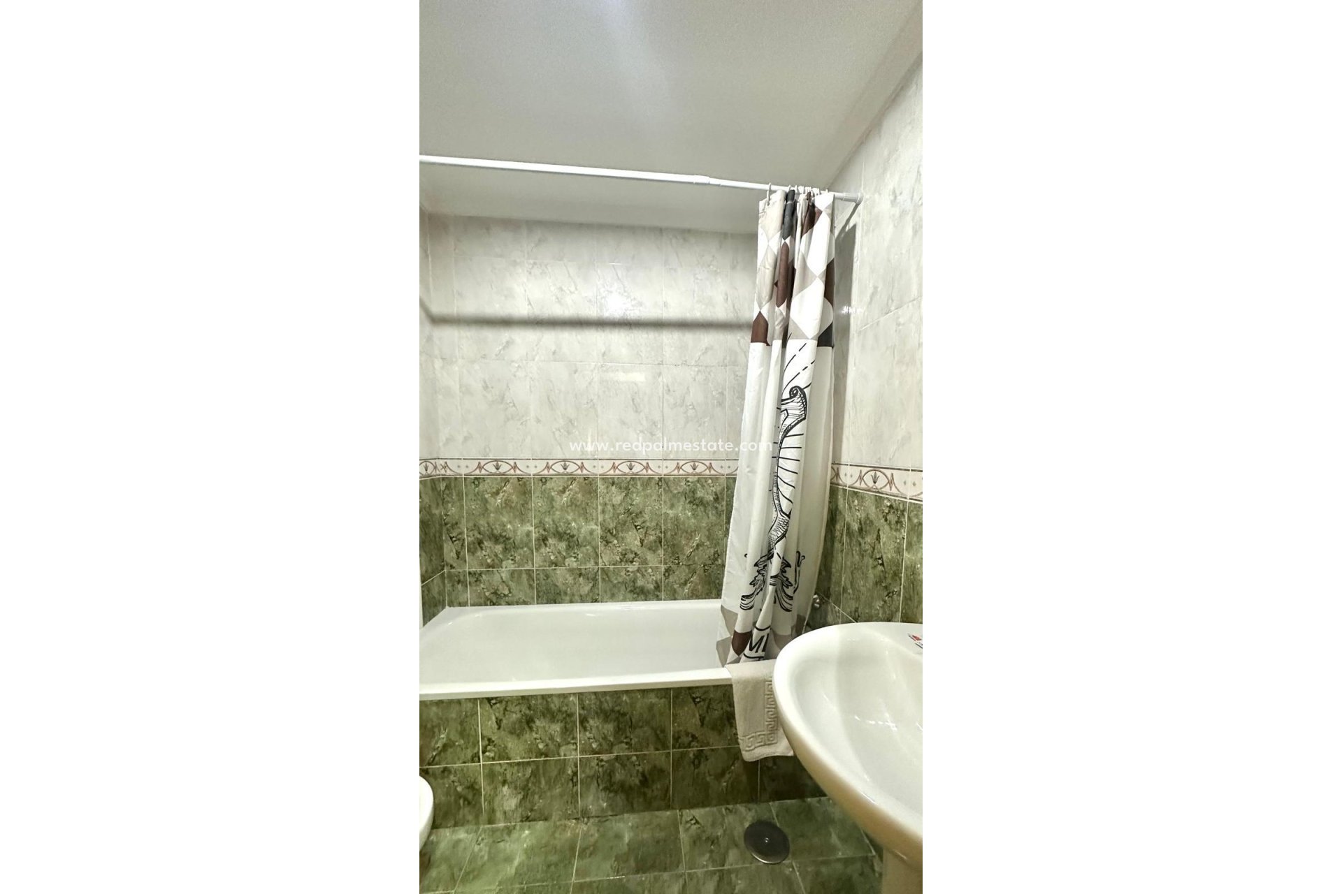 Reventa - Apartamento -
Torrevieja