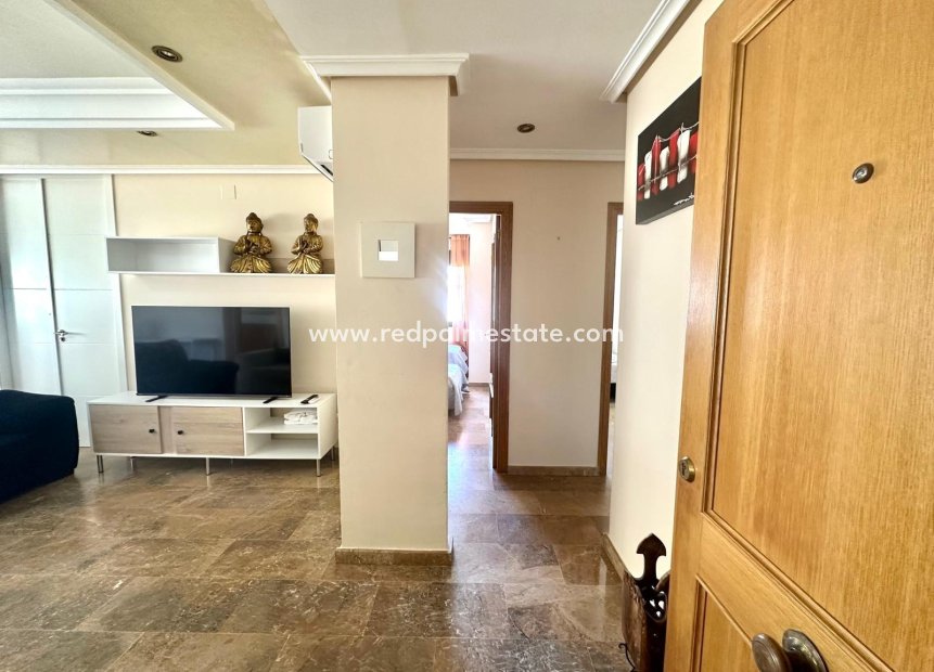 Reventa - Apartamento -
Torrevieja