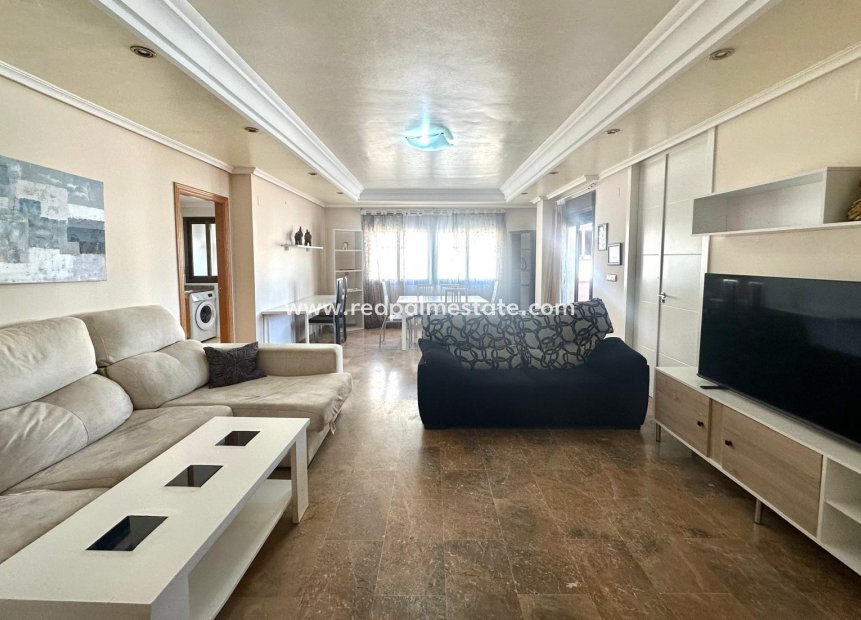 Reventa - Apartamento -
Torrevieja