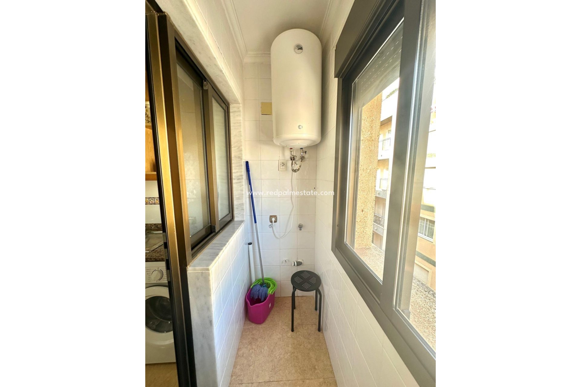 Reventa - Apartamento -
Torrevieja
