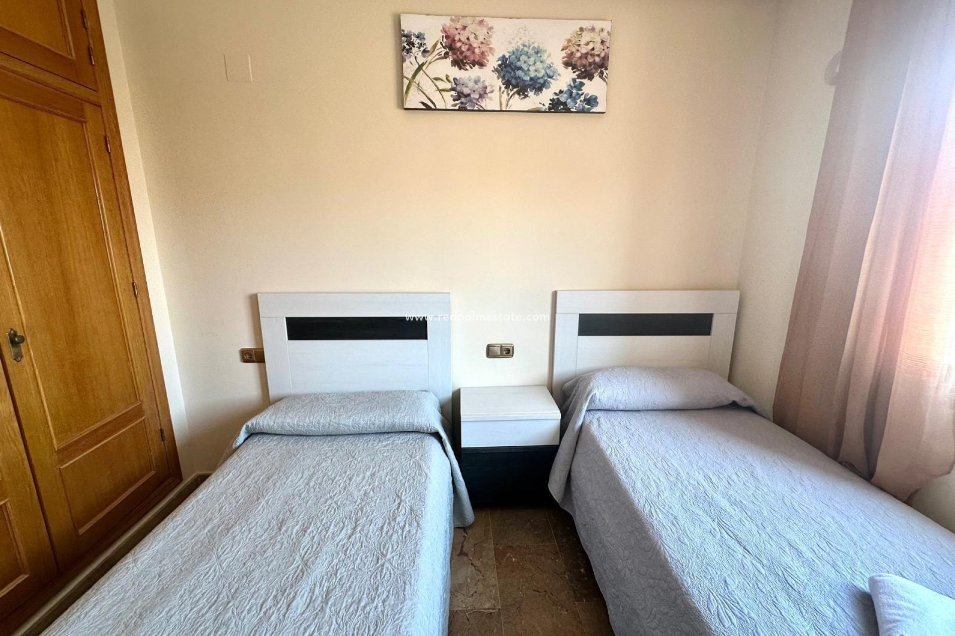 Reventa - Apartamento -
Torrevieja