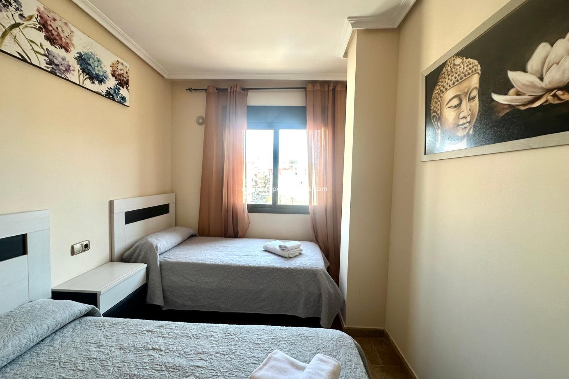 Reventa - Apartamento -
Torrevieja